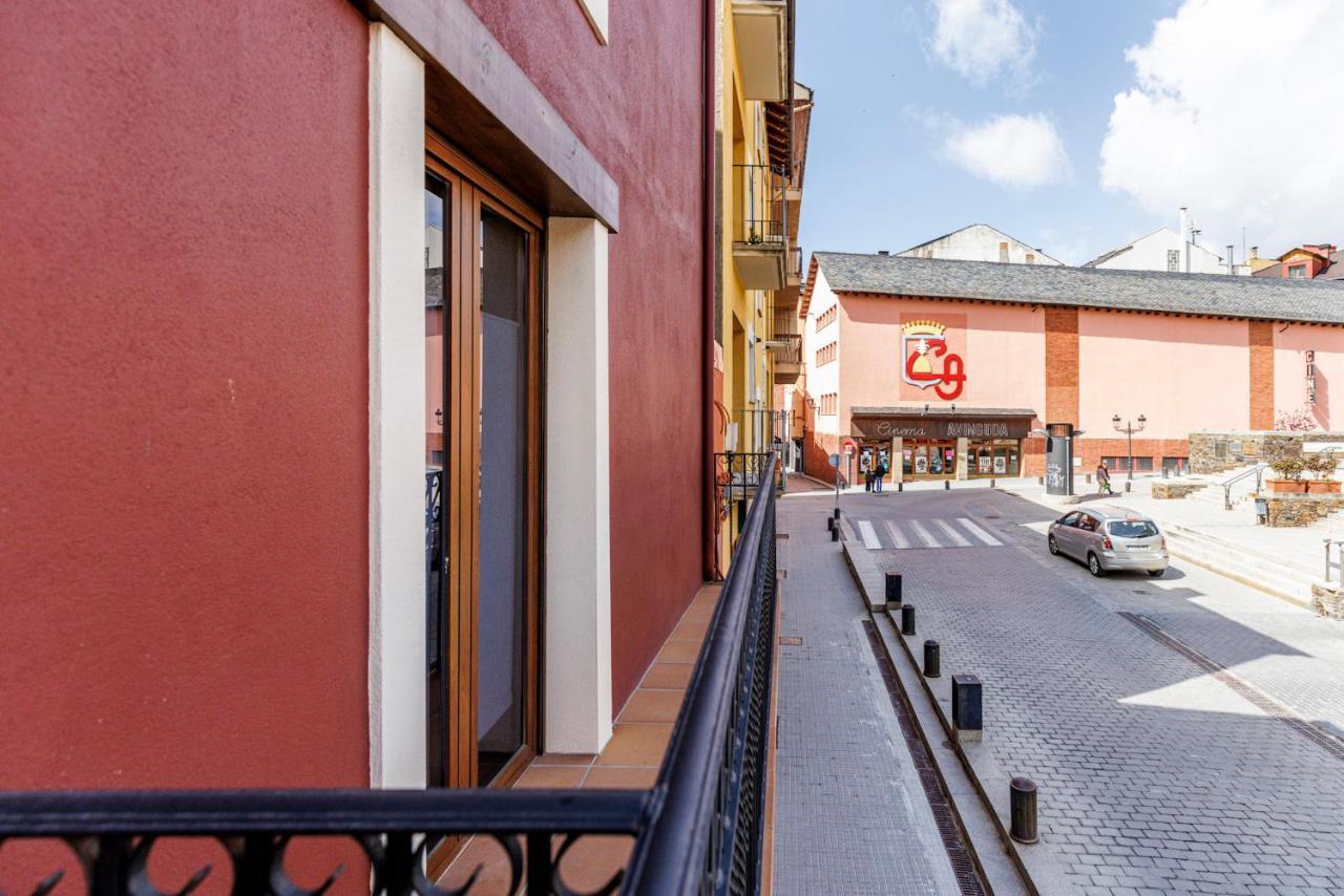 Hauzify I Racó de Puigcerdà Apartamento Exterior foto