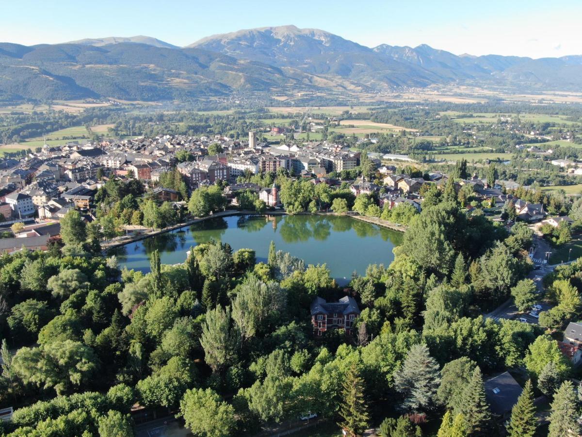 Hauzify I Racó de Puigcerdà Apartamento Exterior foto